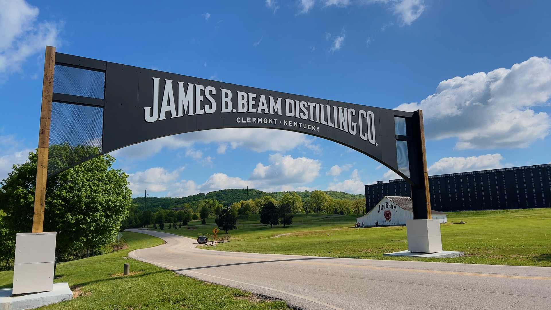 【James B. Beam Distilling Co.】有名なウィスキー蒸留所でお土産を購入☆ルイビルからナシュビルへ!! - ぴんくのねずみの森